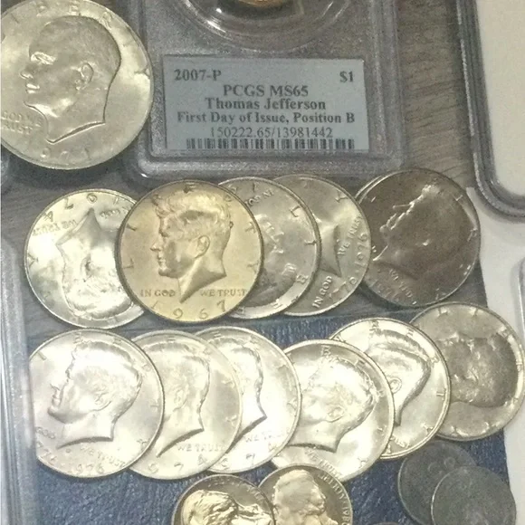 Assorted Coin Collection - Picture 12 of 16
